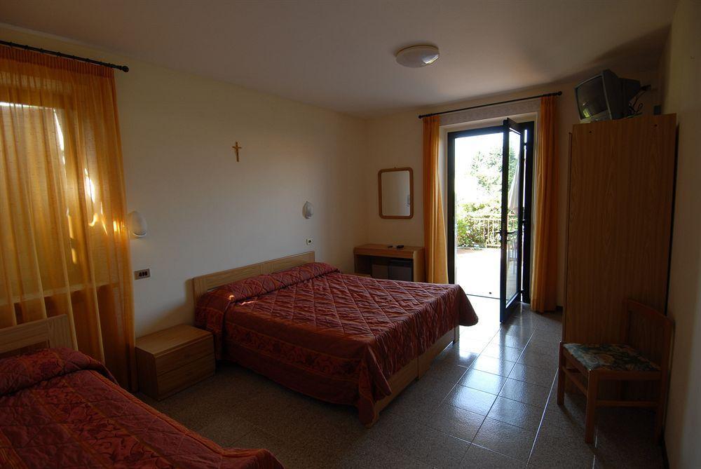 Hotel Onda Torri Del Benaco